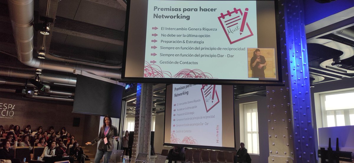 Laura_Castela's tweet photo. "No vamos a un evento de networking a hacer negocio, vamos a abrir relaciones. Hay que nutrir nuestra red actual porque no hay nada mejor que alguien te recomiende. Ya no funciona el ganar-ganar. Ahora es dar-dar" by @NohelisRuizA 
#mujeresquederribanbarreras #womenalia https://t.co/LhBGA4SFuq