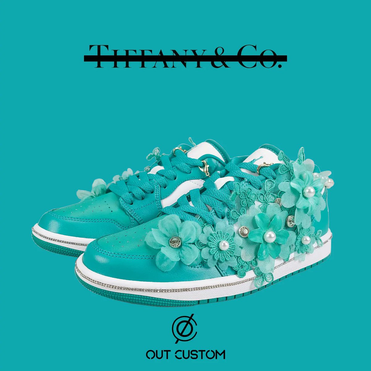 out_ctm's tweet photo. And now, tell me who is the Tiffany & Co. X Air Force 1 xd
#Nike #TiffanyAndCo #Tiffany #jordan1 #Sneakers #sneakercustoms #ØutCustom https://t.co/CeuaDhMzyM