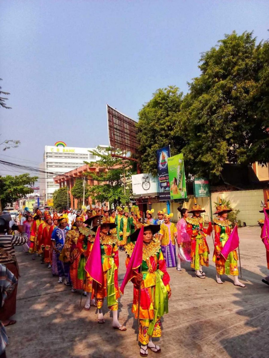 aung_myim's tweet photo. #whathappeninmyanmar
#myanmarhappy
#peaceinmyanmar
#welovemyanmar https://t.co/wV5afxOO1T