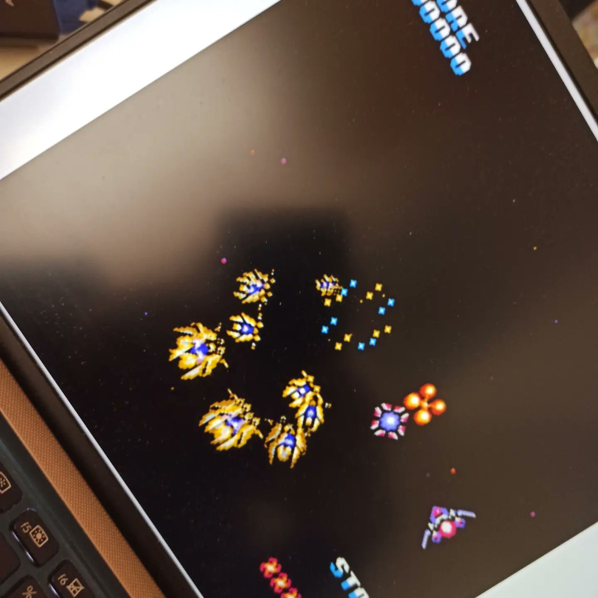 Meniacmedia's tweet photo. Playing Gyruss ( NES ) on browser.

🕹️👾🔝

#gyruss #RETROGAMING #retrogame #retrogamer #retroplay #nerds #retrogames #blogger #gaming #arcade #retronerd #geeks #NES #gamesblog #gamingcommunity #retrogamers https://t.co/HJFREGMhde