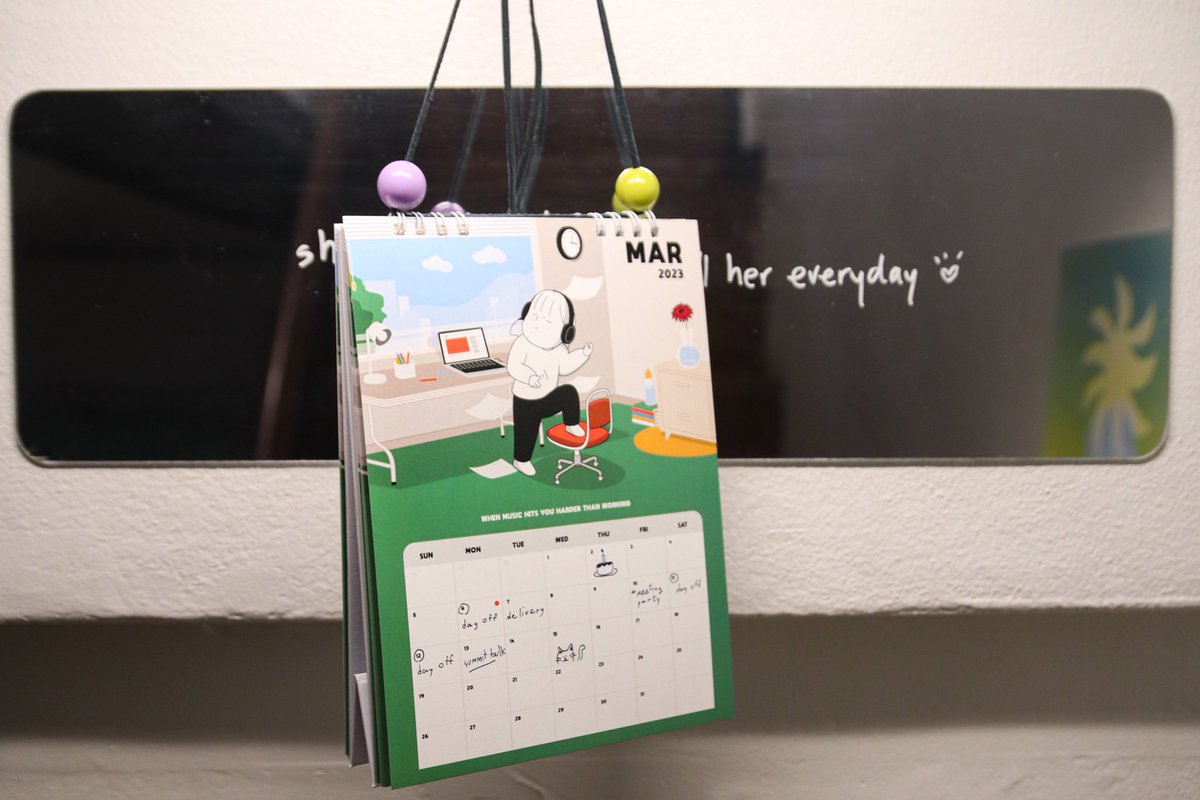 ด้วยความอยากมีปฏิทินห้อยผนังบ้าง เลยจับแต่งตัวปฏิทินตั้งโต๊ะให้ใหม่ อีก 1 ไอเดียตกแต่งบ้าน ทุกคนเอาไปทำกันได้น้า 😄💖