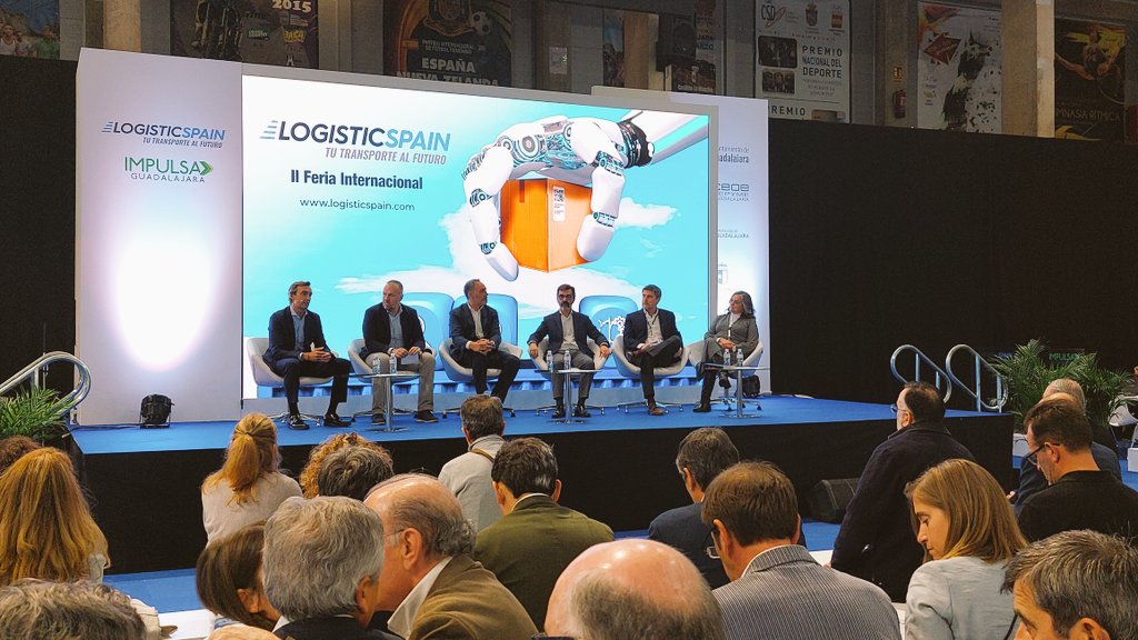 Seguimos con la mesa: 'nuevos retos de la #inmologistica en el 2023' con representación de @CBRE_es
@FACTOR5Log
#valfondo
@hi_RealEstate
@Prologis #pulsarproperties
#logisticspain
@JCCMGuadalajara @GuadalajaraAyto @dipuguadalajara @CEOEGuadalajara
#UGTGuadalajara #CCOOGuadalajara