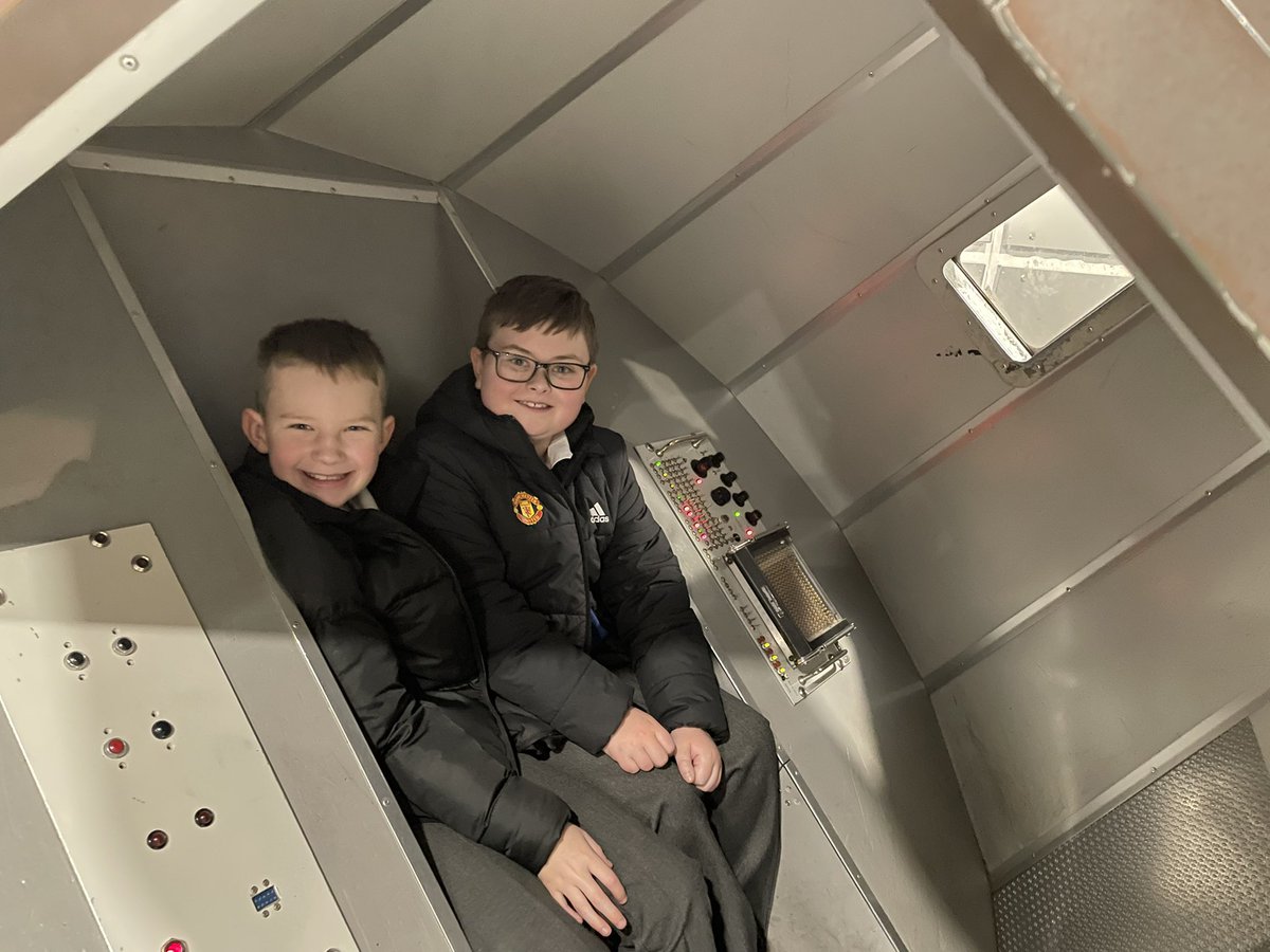 Mrs Mackenzie tweet media