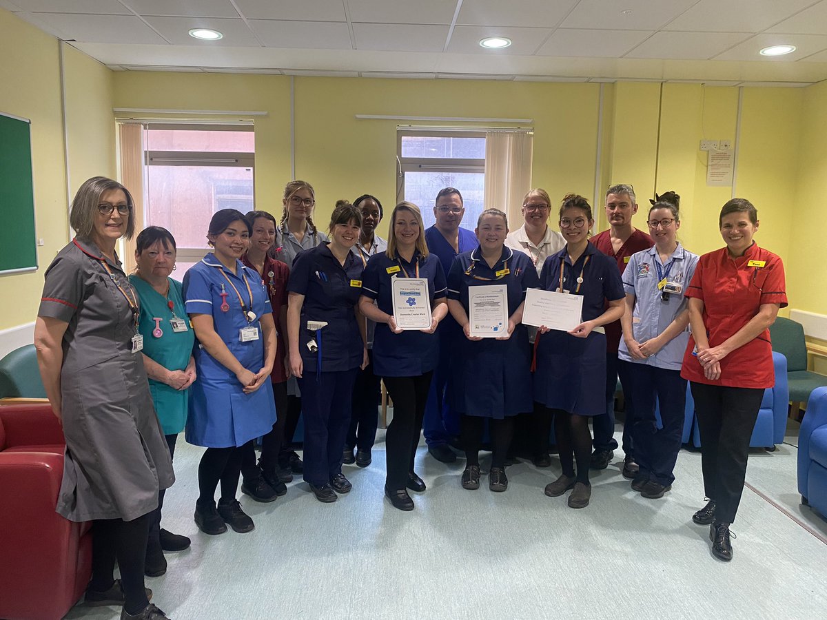 QualityRuh's tweet photo. Sensational SSU team achieving Silver level accreditation You should all be so proud 👏👏@RUHsurgicalteam @Antonialynch @SimonAn01336768 @SimimoleG @rosiewf @DavidHardingcl1 @helencmeehan @DeeScruton https://t.co/5KzMAC6yJO