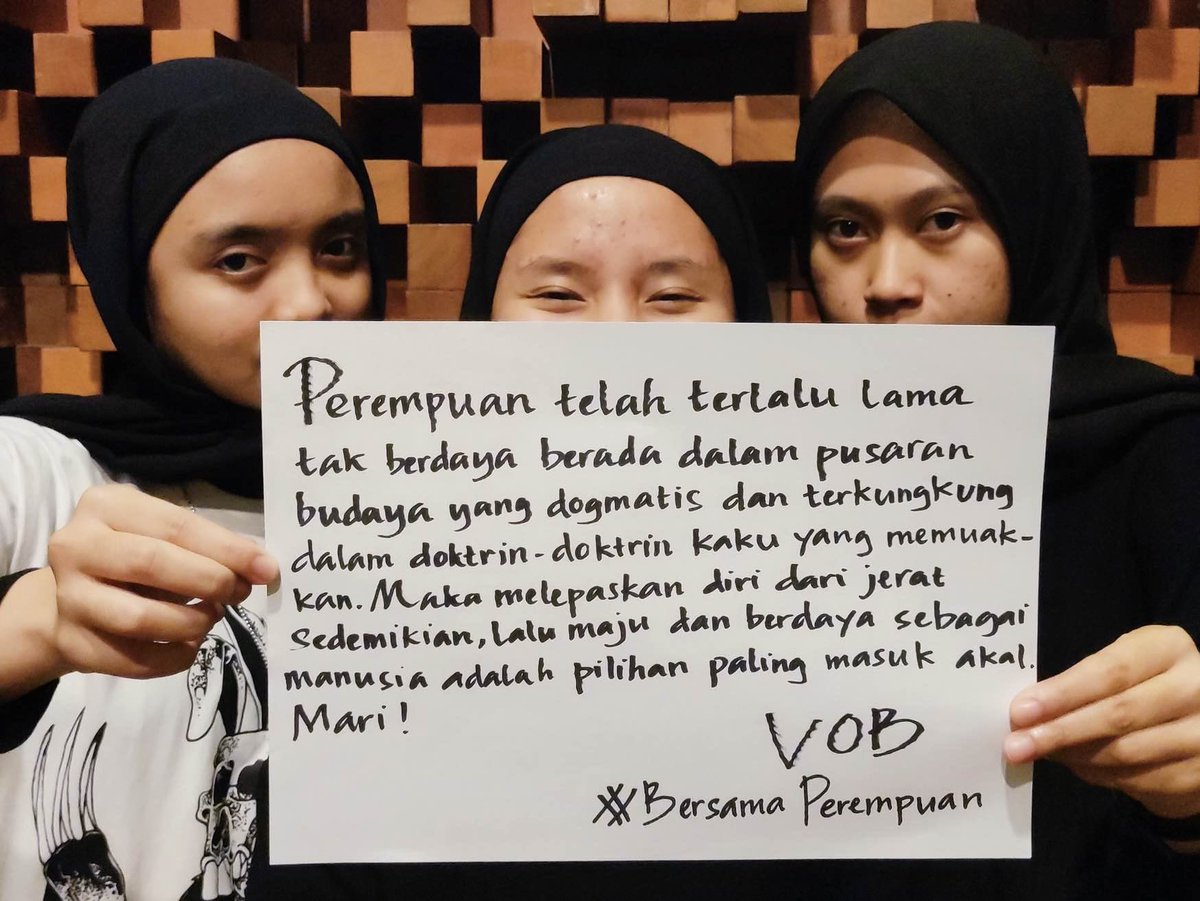 baceprotvoices's tweet photo. Today, we’re celebrating what it means as women for our voices to be heard.  This is for all of us women who are chasing our dreams and killing it.   Happy International Women's Day!  #IWD2023 #VoiceOfBaceprot  #VOB #BersamaPerempuan https://t.co/iUd0JdTGo8