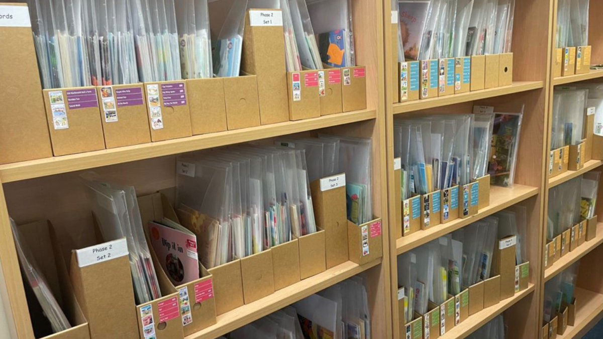 HubKingsnorth's tweet image. A very organised Little Wandle book storage space at St Botolophs School, Rochester  @AletheiaAT  #EnglishHub #phonics #loveofreading