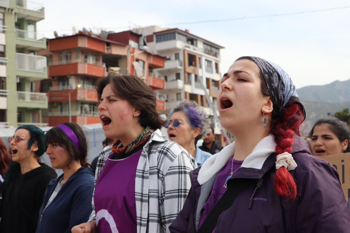 MamedogluMedine's tweet photo. “Soracak bir hesap kurulacak bir yaşam var” 

Antakya/ 8 Mart https://t.co/4MuaZgTJ0e