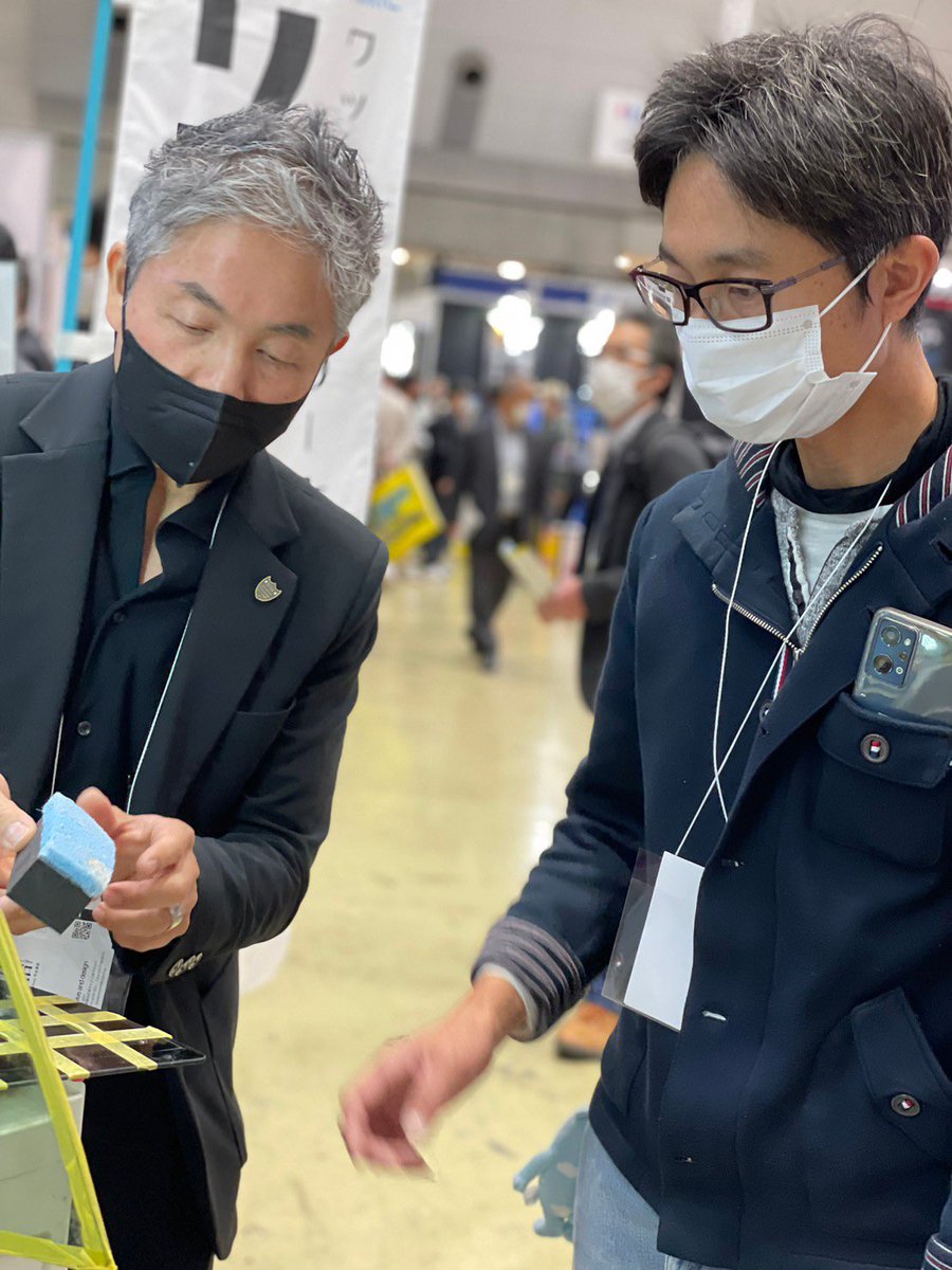 GassHirai's tweet photo. オートアフターマーケット2日目！

本日もたくさんの方にご来場いただきましてまことにありがとうございます。明日は最終日です。最後までがんばりますので皆さん応援お願いいたします。 https://t.co/31RGqhNvs8