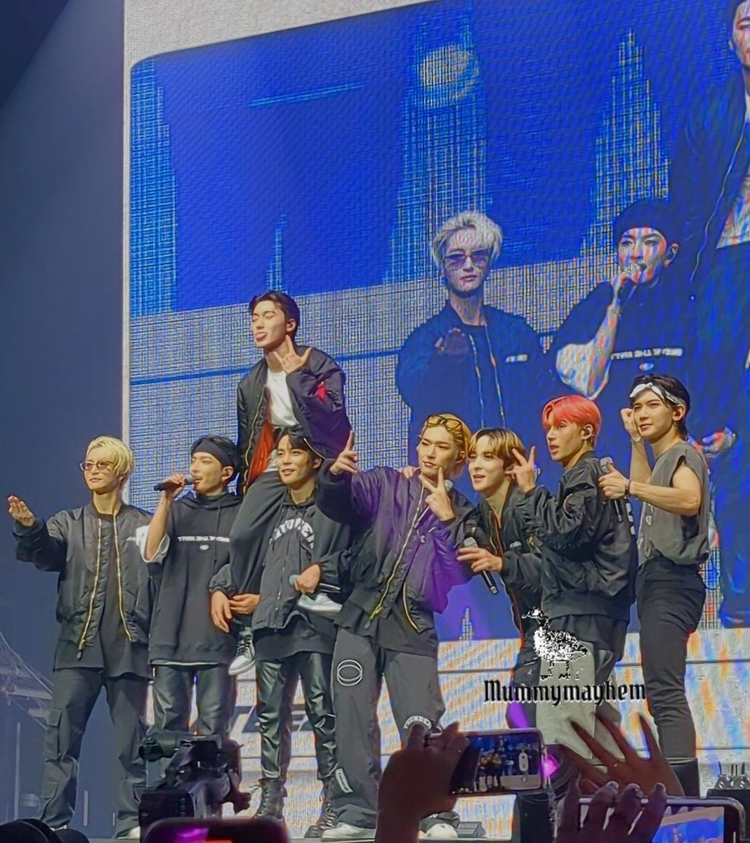 mummymayhem23's tweet photo. More Random photos❤️
#ATEEZ #EHtiny https://t.co/bXEm16tvhn