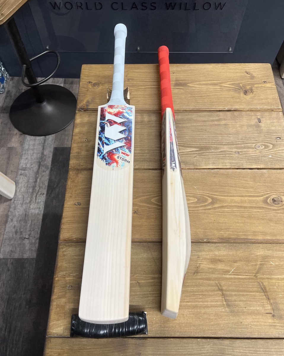 WorldClassWill1's tweet photo. Looks 🆚 Size 

What do you prefer in your bats 👀 

#WCW #WorldClassWillow https://t.co/qUjvuJGoyy