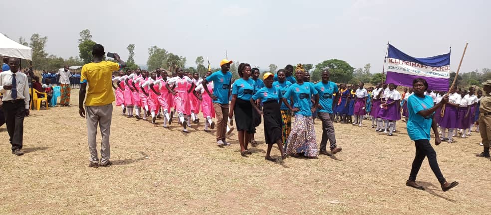 ceforduganda's tweet photo. #WAYREP project team participating in the Women's day Celebrations at Ombaci grounds - Arua City. The women also showcase their local innovation in liquid soap, jelly and craft shoe making.
#InternationalWomensDay
#DigitALL https://t.co/p49InQUYW5