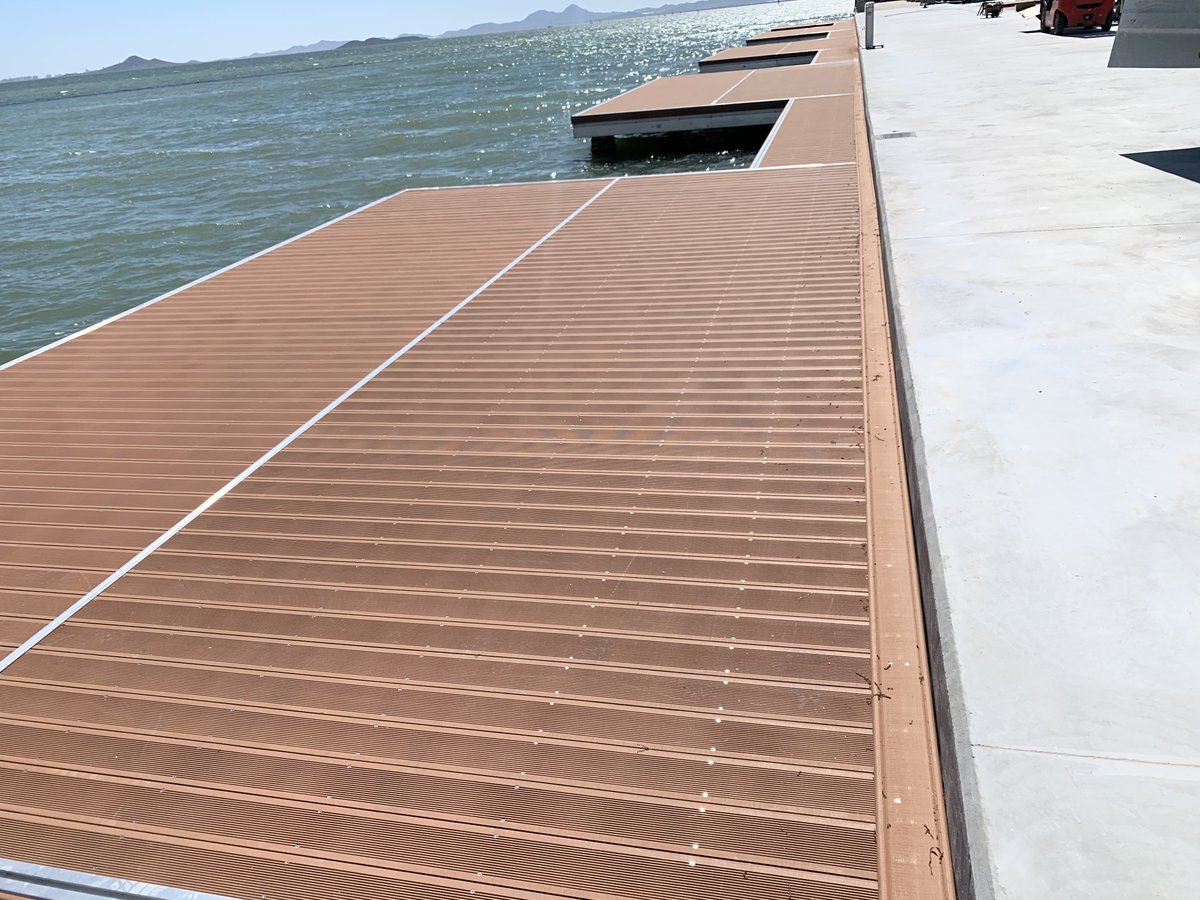 Today we travel to Murcia to show you that result: 

 ▪Complete replacement of the existing wooden pontoon with a fixed aluminum pontoon.

▪With different heights to facilitate access to people with reduced mobility and to all athletes of the <a href="/car_rmurcia/">CAR Región de Murcia</a>.