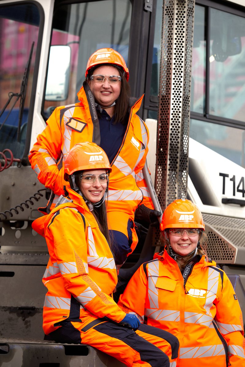 ABP News Release: Opportunities in the Humber. Read more about the launch of our Women in Maritime and Engineering careers campaign to encourage more females into port roles abports.co.uk/news-and-media… #InternationalWomensDay #portjobs