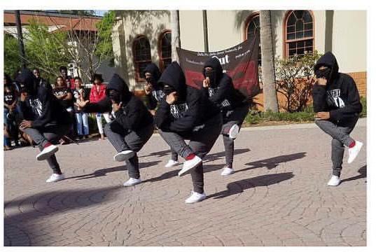 DPhiDSigma's tweet image. Happy Pantherversary to U.D.S. DPhinest League of Shadows @arielsimone_ @locs.n.roses Lily Bryant @khi.von @tahirahmandisa @raydto @champagne.zola 

#DPhi #Sigma #VSU #Blazers