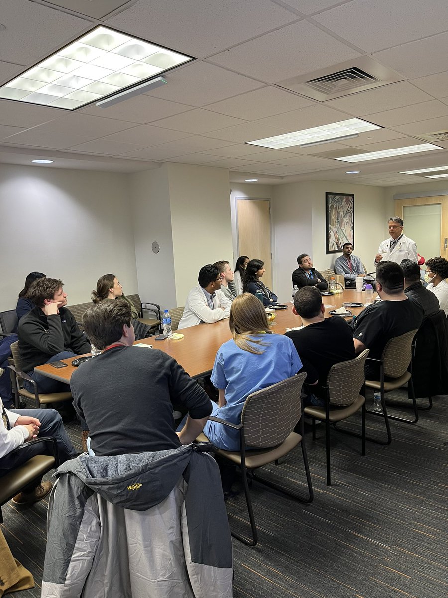 At @WUGastro had a great time last night discussing research opportunities with @WashUIMRes. Thank you to our presenters @AhmadBazarbashi @P_DeepakIBDMD #ScottMcHenry @CPrakashGyawali for helping to build the next generation! #GITwitter