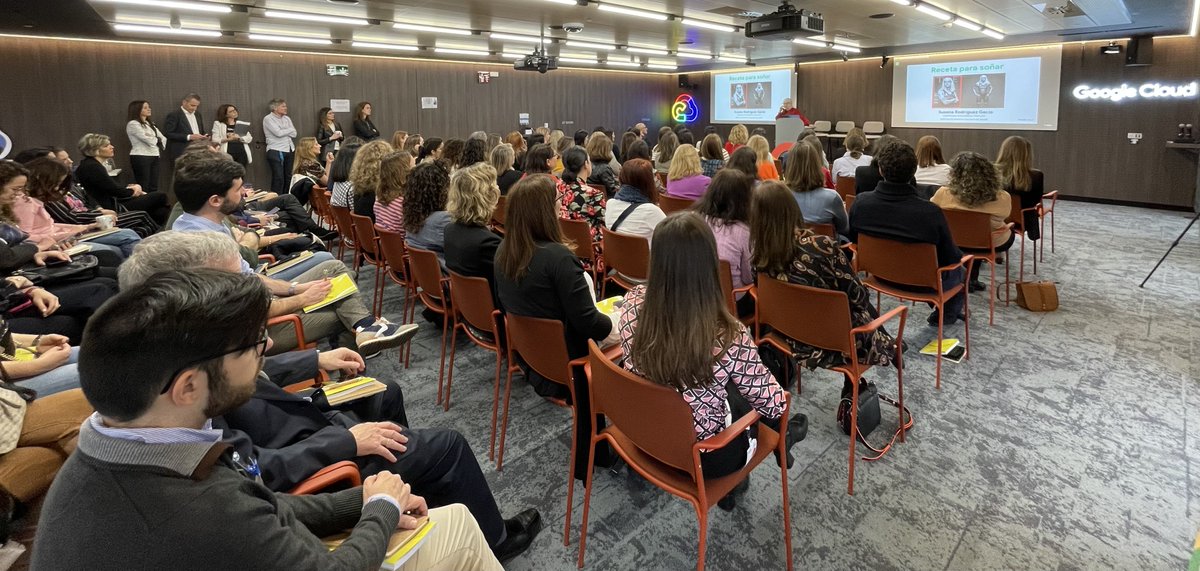 Google Cloud España tweet media