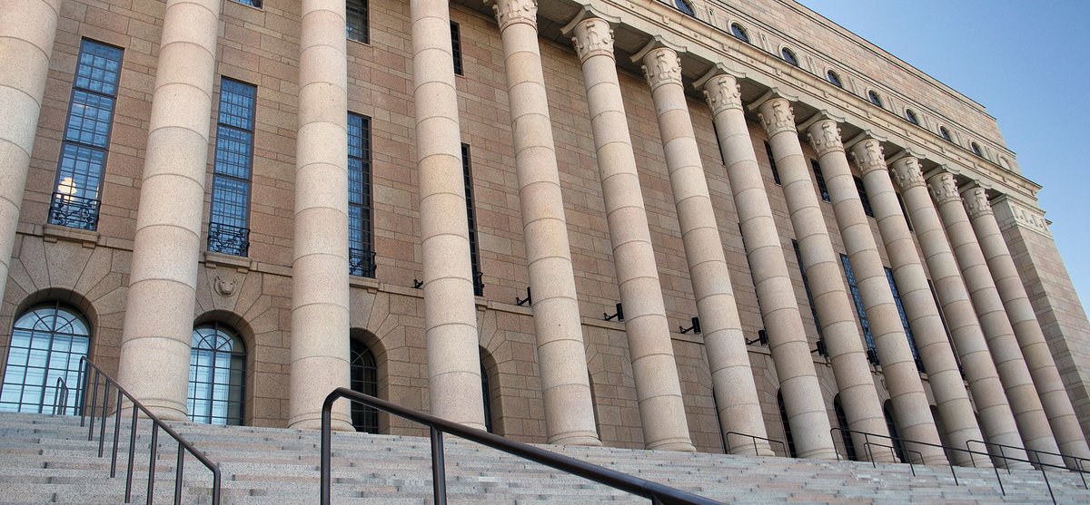 Eduskunta hyväksyi 1.3. uuden rakentamislain, joka tulee voimaan vuoden 2025 alusta. Sen myötä uudisrakennusten hiilijalanjäljen laskenta tulee pakolliseksi.

Rakennustieto on valmis rakentamislain uusiin vaatimuksiin – oletko sinä?

➡️ Lue lisää uutiset.rakennustieto.fi/kortistot/rt-k…