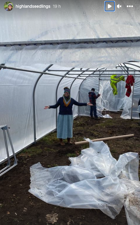 NPolytunnels's tweet photo. Repost from highlandseelings on instagram

'building one at this time isn't ideal because the cover will stretch in the summer, but this construction allows you to raise/lower the hoops to tighten any sagging bits'

It does indeed ☺️

#Polytunnel #SuperStrength #Highlander https://t.co/rdXUrHv6ST