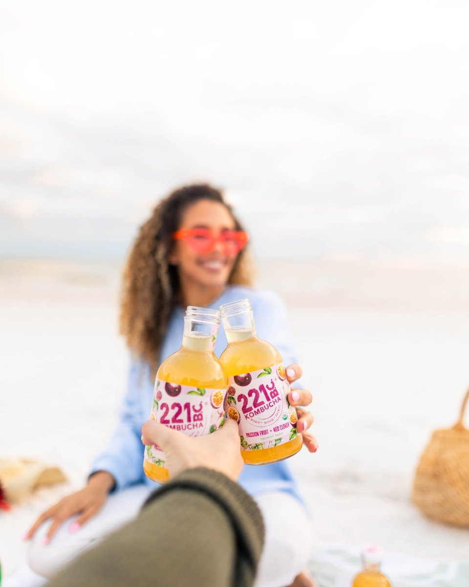 kombucha221bc's tweet photo. Cheers to International Women's Day 🌺

#womenowned #internationalwomensday #kombucha #kombucha221bc #smallbusiness #sarasota #florida https://t.co/isGyVVExiz