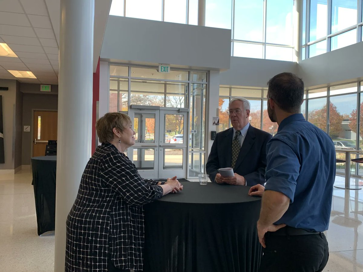 CELLuindy's tweet photo. As part of the #CELLInsightSeries, we host #insightful conversations about opportunities + challenges in education. We've discussed New Orleans' charter school model (#CharterSchoolCity) and changing attitudes toward #highered in Indiana.

What topic should be next? #INEdChat https://t.co/NVxeTvtXsW