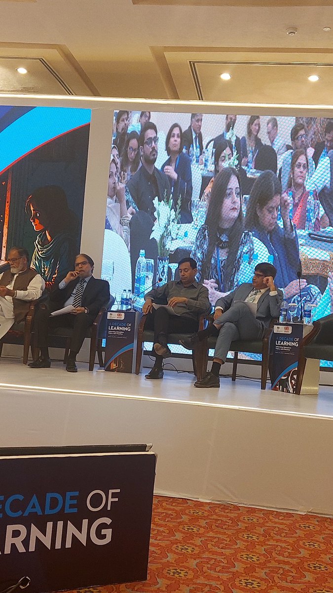 BaelaJamil's tweet photo. #DrEhtashamAnwar speaking spiritedly at #ADecadeofLearning closing session titled #DataDecisionsAndPolitics -All that matters #NoElectionduties #Teachers4Teaching only #ACharterforEducation essential #VoiceofTeachersandStudents in #DesignofLearning essential @SchoolEduPunjab! https://t.co/PKroN5NEnF