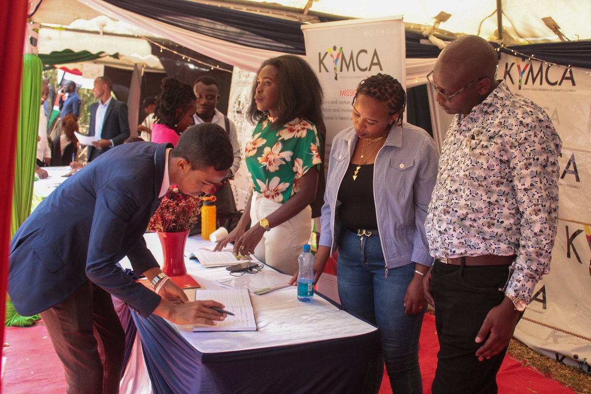 kymcaorg's tweet photo. Wengine watasema tumephotoshop but ni God na kazi ambayo tunafanya!! If you are already at @thePDFestival make sure you pass by the @YoungMCAs_kenya tent and say hi. We are here where there is a lot of entertainment😅
#KYMCAikoPDF
#FormNiDialogue https://t.co/BAZcxPEqCf