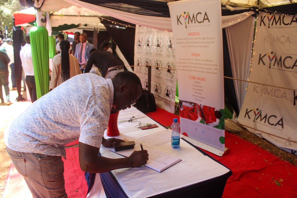 kymcaorg's tweet photo. Wengine watasema tumephotoshop but ni God na kazi ambayo tunafanya!! If you are already at @thePDFestival make sure you pass by the @YoungMCAs_kenya tent and say hi. We are here where there is a lot of entertainment😅
#KYMCAikoPDF
#FormNiDialogue https://t.co/BAZcxPEqCf