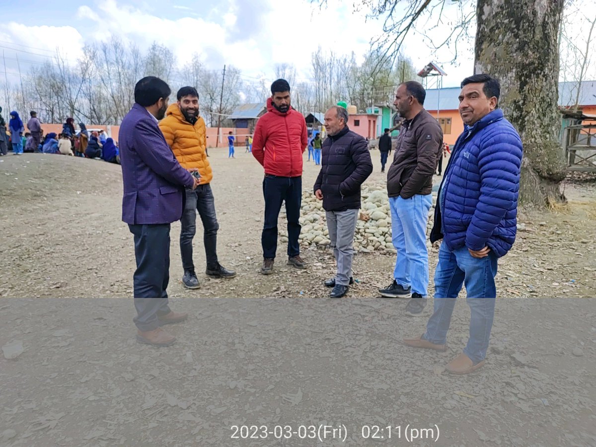 syed_Babar_g's tweet photo. Doing good for my children makes me happy to eternity....#ZEOSUMBAL poineering construction of #newschoolbuilding at #BMSGOUNCHIPORA THANKS TO director #SAMAGRASHIKSHA #CEOBPR #HUSSAINABAD https://t.co/JyLb9tQJPK