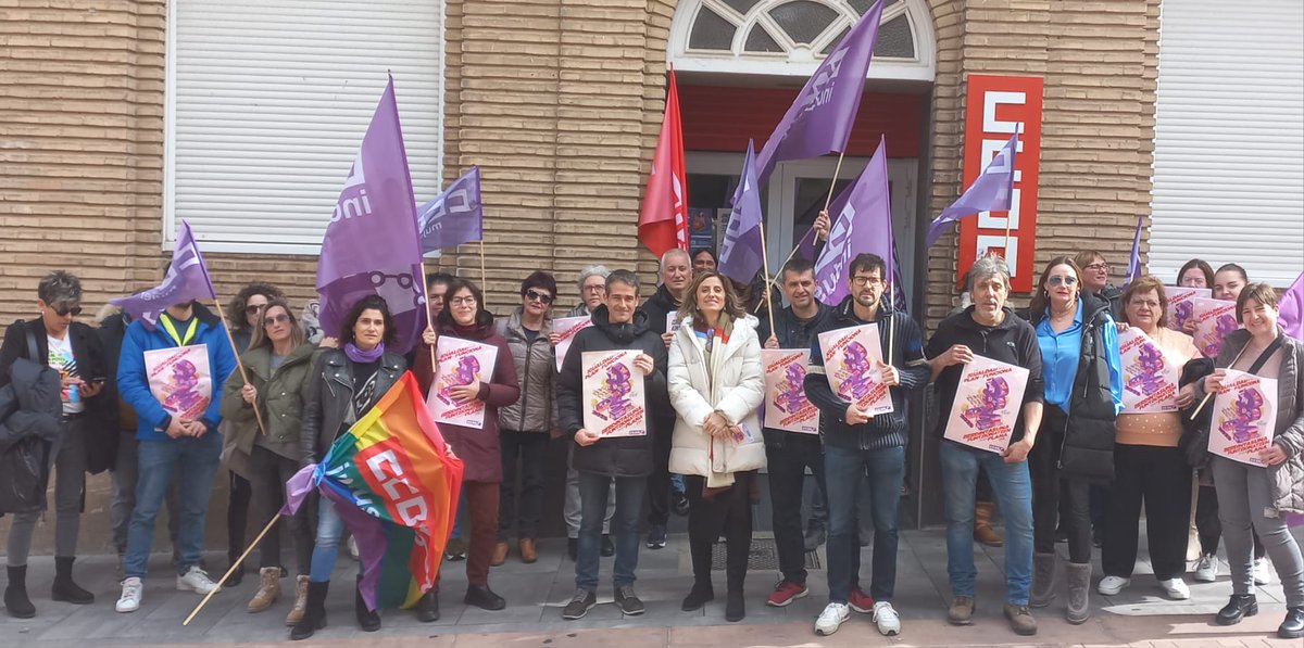 #LosPlanesSalenBien #8M 

En Tudela también hemos salido a la calle para reivindicar el papel de las mujeres trabajadoras.