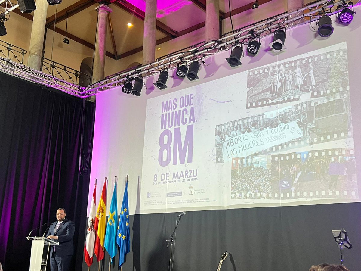 AsturiasFeda's tweet photo. 📅Comenzamos el Día de la Mujer ♀️ en Gijón asistiendo al acto oficial del Principado en el Centro de Cultura Antiguo Instituto con la presencia del presidente regional, Adrián Barbón.

#diadelamujer #empoderamientofemenino #8m #felizdiadelamujer #feda https://t.co/Vfg2qLY4BX