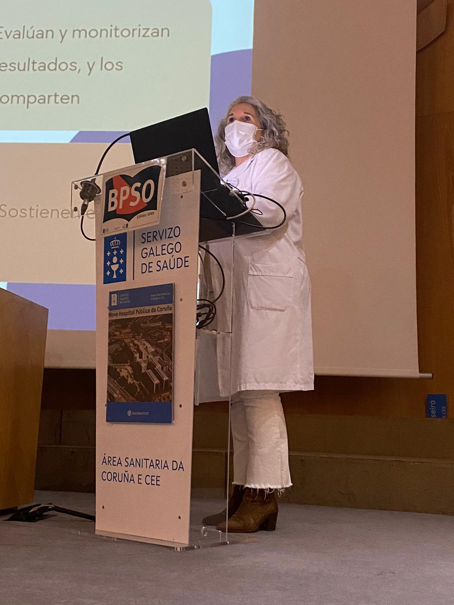 Está pasando en este momento #BPSOACORUNA  #Enfermería
#RNAO prevención de caídas.
