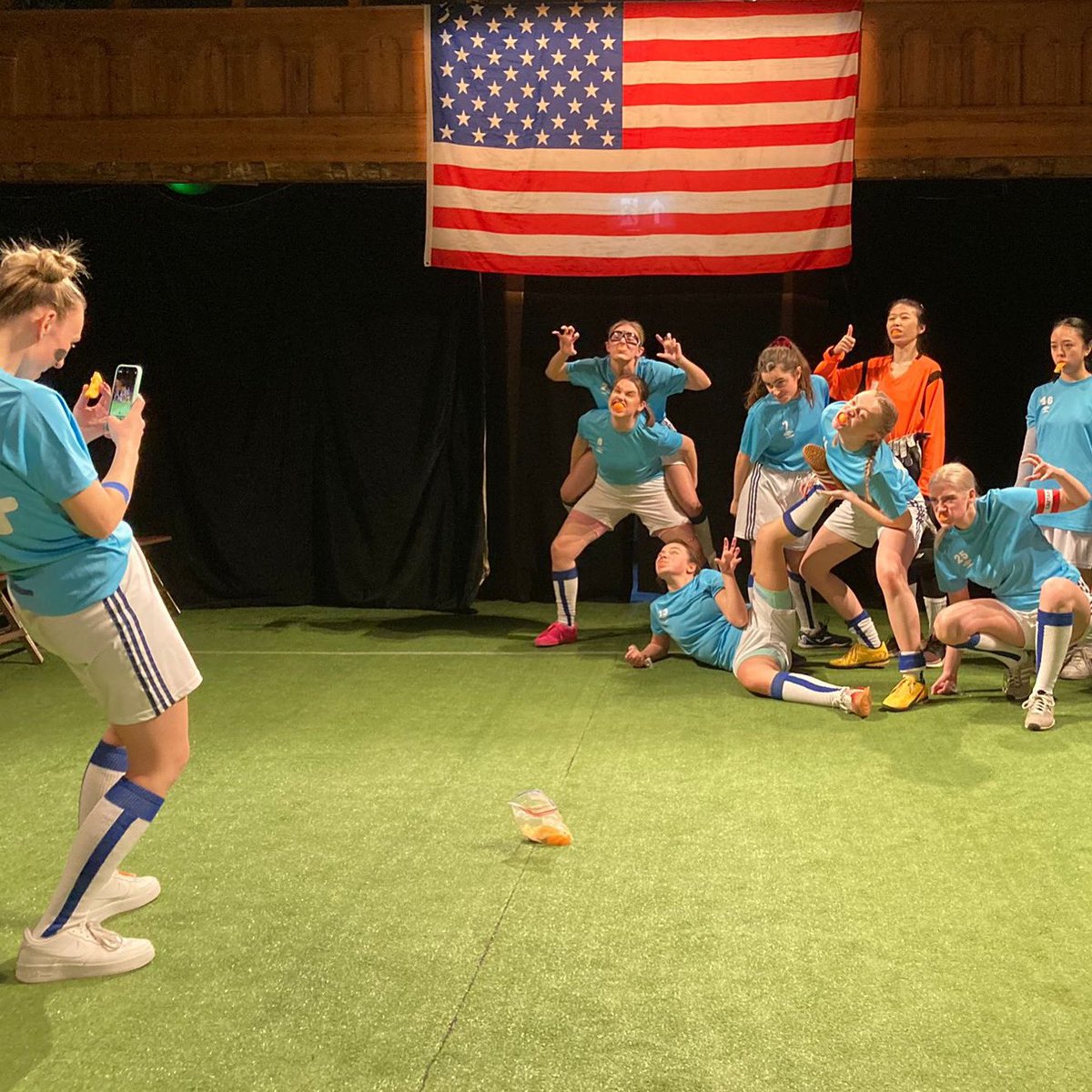 What a crowd last night! 🤩🥹💓 Made our lil hearts melt. 

Massive thank you for coming yesterday, friends. Three down, only four more chances to catch The Wolves. 

OW OWW OWWWW!