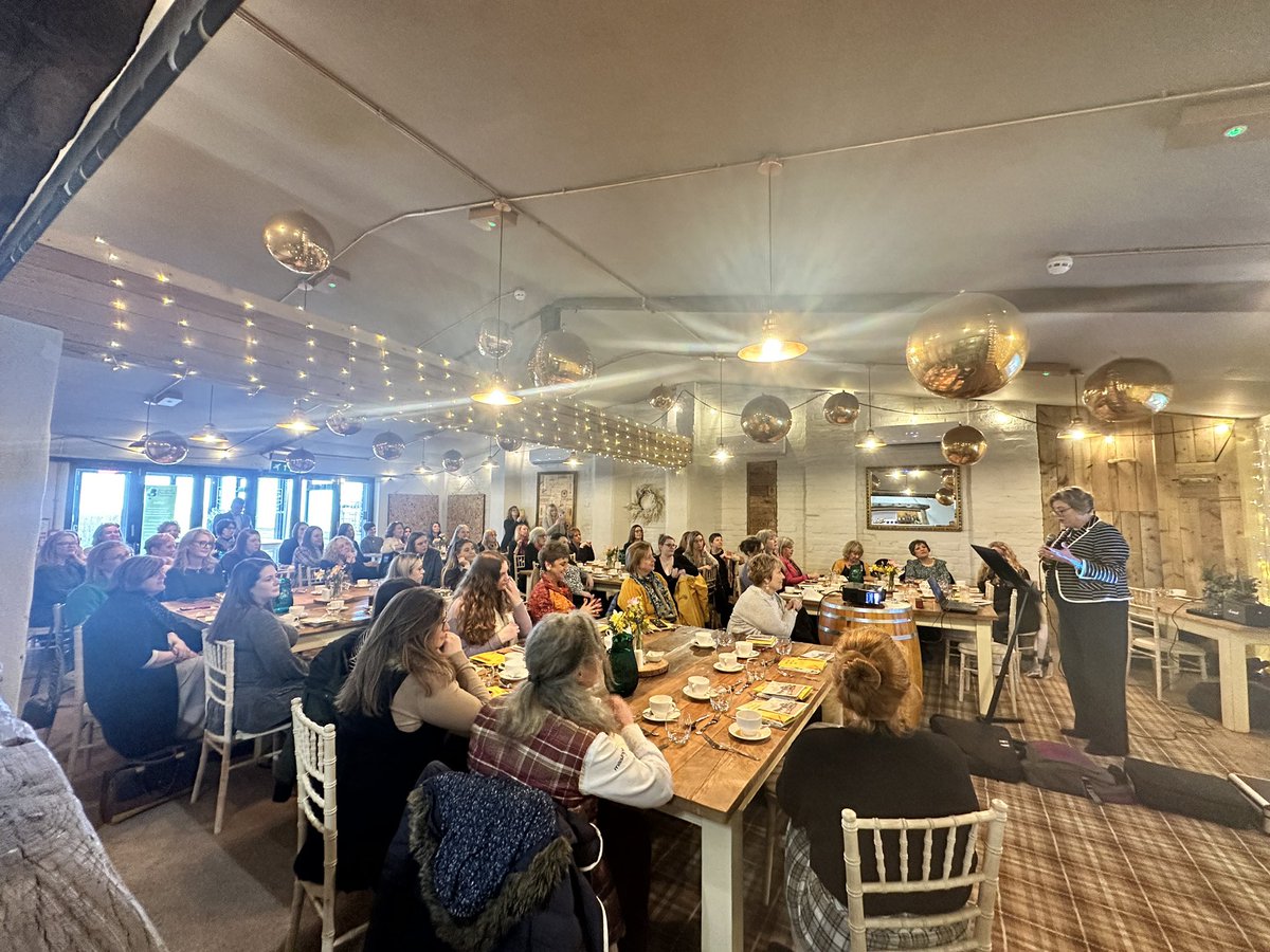 Hollie Whittles 💜 tweet media