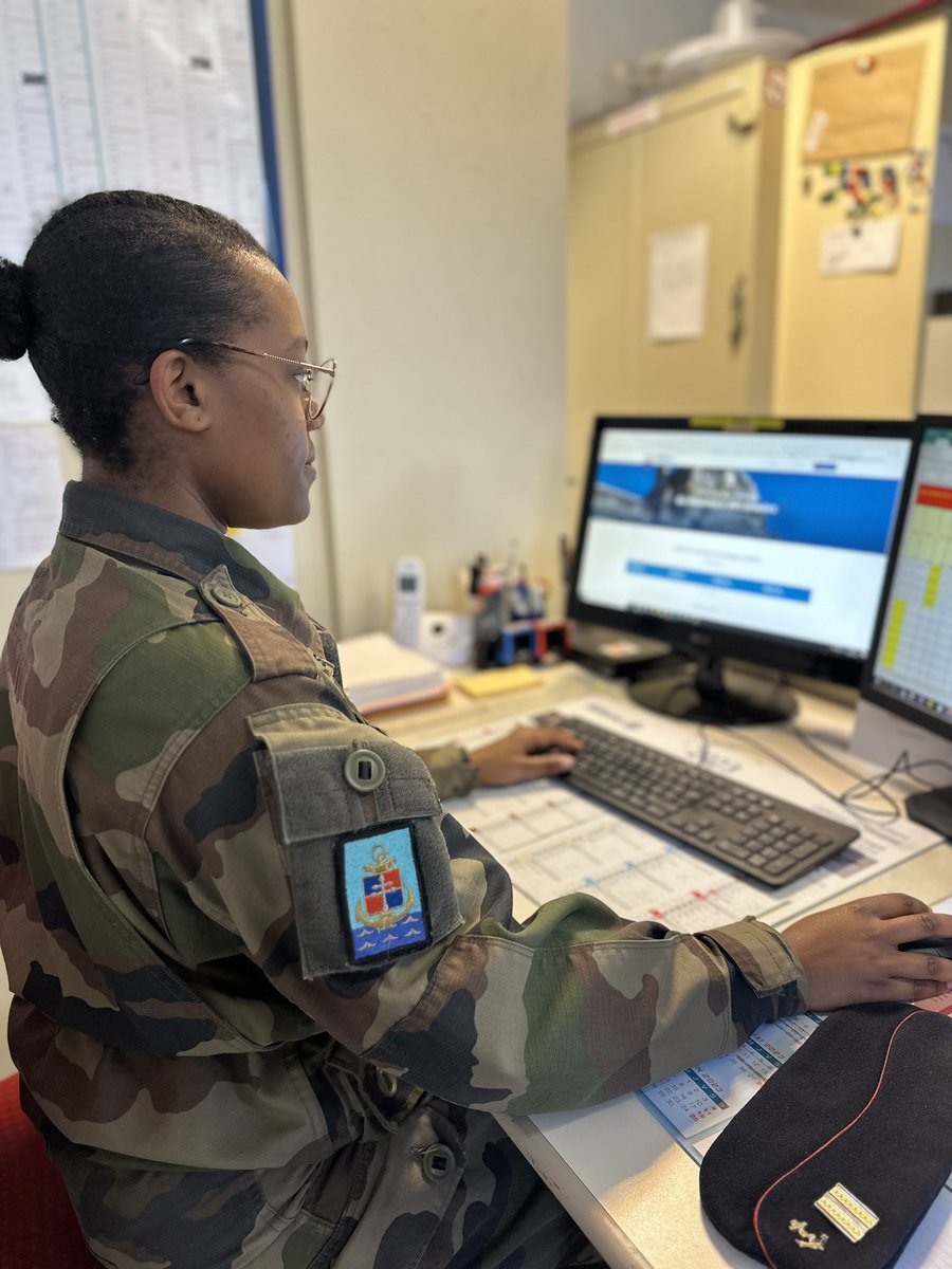 RICM_off's tweet photo. Pilote d’AMX-10RC, Comptable, Maitre chien, Marsouin au féminin ! 
#journeedesdroitsdesfemmes #8mars #journeeinternationaledesdroitsdesfemmes #JeSuisUnSoldat #OperationnELLES #marsouin https://t.co/7XpbgFKQLB
