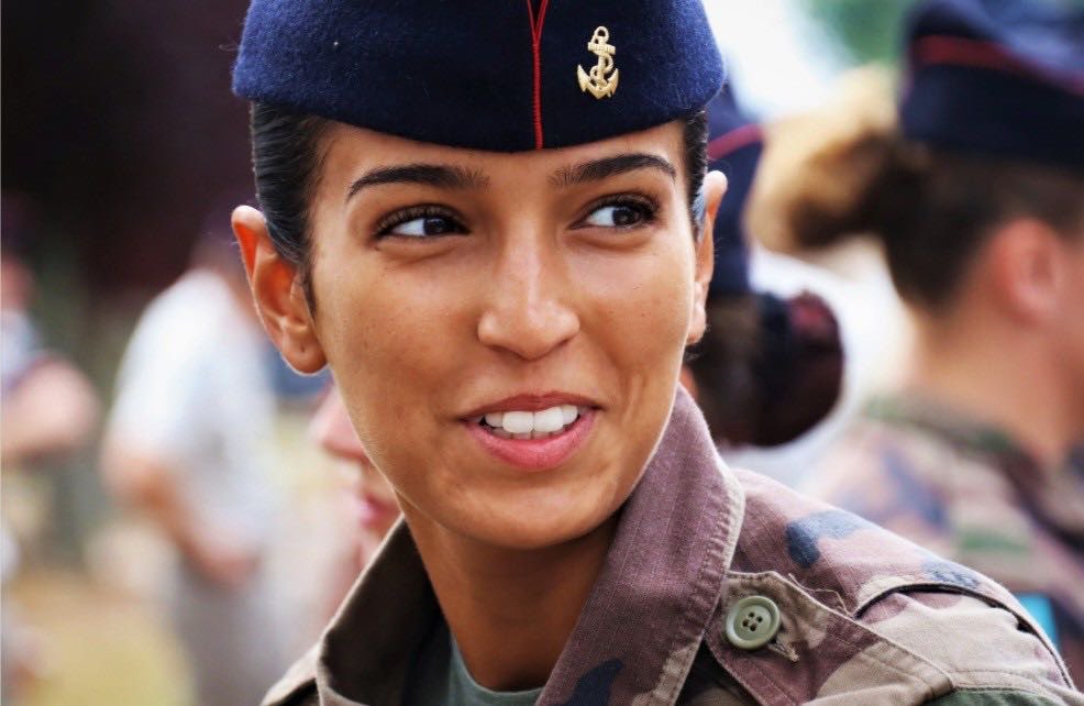 RICM_off's tweet photo. Pilote d’AMX-10RC, Comptable, Maitre chien, Marsouin au féminin ! 
#journeedesdroitsdesfemmes #8mars #journeeinternationaledesdroitsdesfemmes #JeSuisUnSoldat #OperationnELLES #marsouin https://t.co/7XpbgFKQLB
