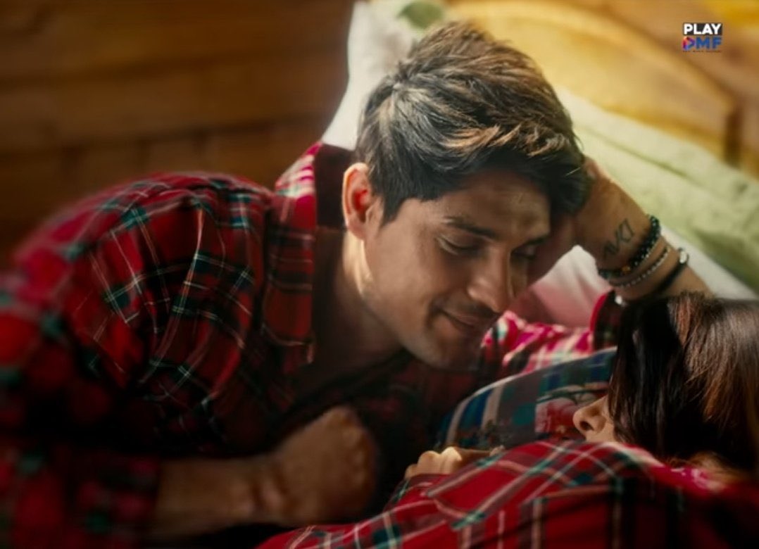 holalola_xd's tweet photo. Kash koi aisay dekhnay wala miljayeee. Ankiiiii, what an effortless actor you are. ❤️#KuchItneHaseenTeaserOut #KuchItneHaseen https://t.co/LK8cQNGNPF