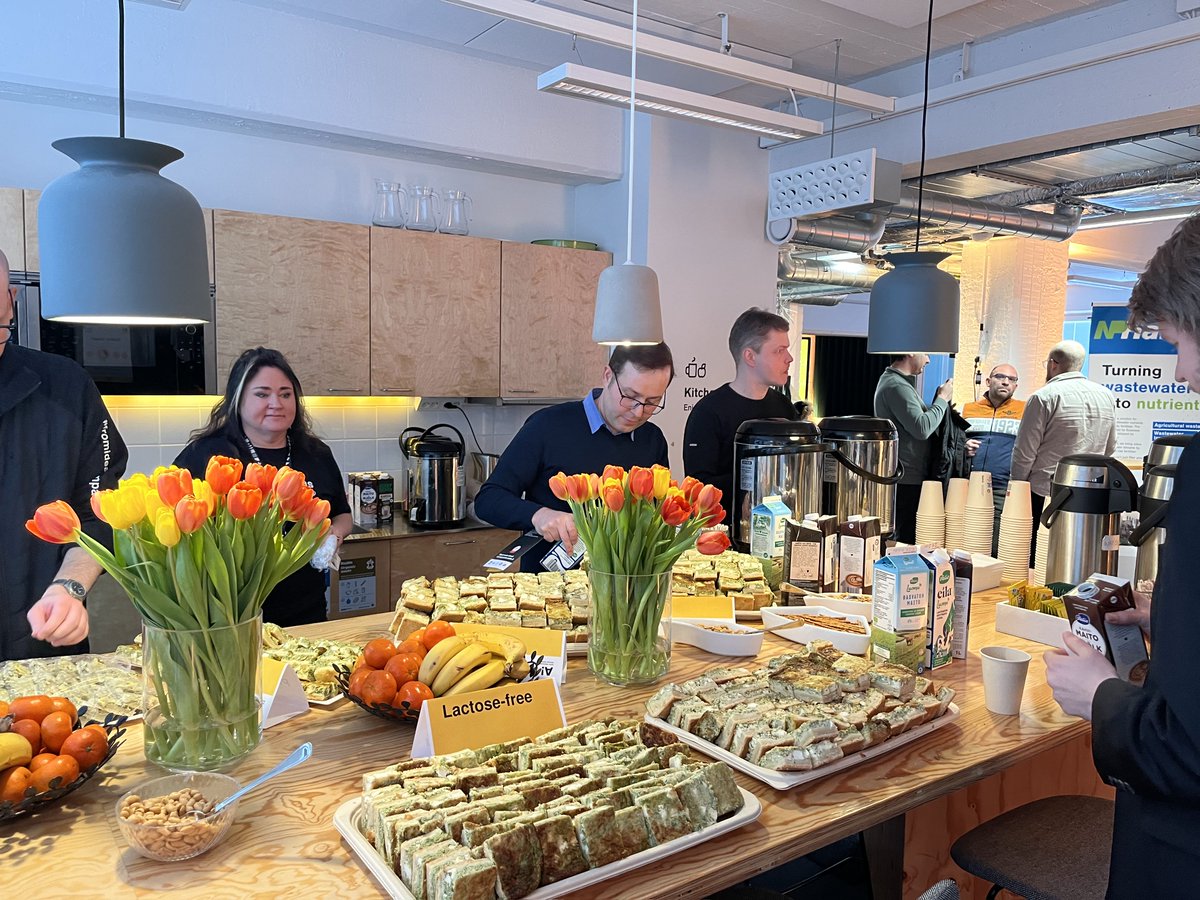 startupc's tweet photo. Demo Day is in full swing! 🌟🤩

Everyone is getting to know inspiring startups and people, making connections and having fun!

Open until 16:00 today 
at Aalto Startup Center, Otakaari 5A, Espoo

#fromideastoimpact #demoday https://t.co/5jaQCb0a7Y