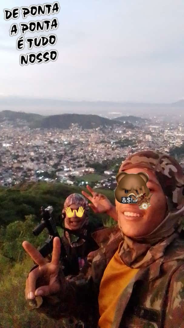 bnn_oficiall's tweet image. 💥🗺️#TROPADOMANTÉM: CRIAS DA TROPA DO URSO RETOMA AS COMUNIDADES DO FUBÁ E DIVINO NO SUBÚRBIO DO RIO.

O CONFLITO ENTRE AS DUAS FACÇÕES AINDA ESTÁ EM ANDAMENTO.

📌#PRAÇASECA | #MENEZES | #DIVINO | #BARÃO | #FUBÁ