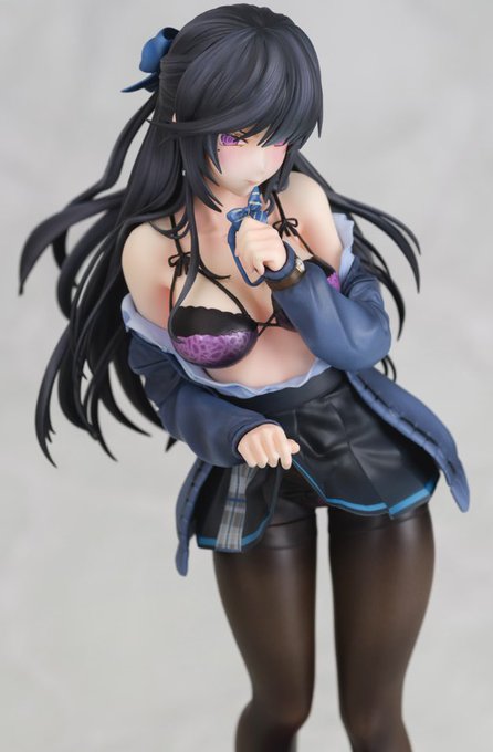 真面目ちゃん(制服ver)のフィギュアが予約開始しました!
めちょ可愛い!!何卒!

https://t.co/AZP4Y1ERId 