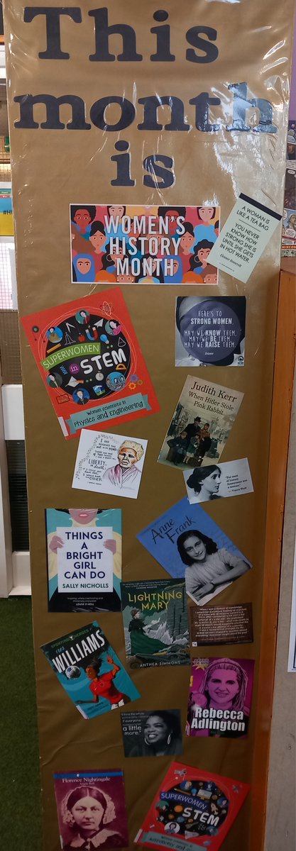 Huxlow Library tweet media