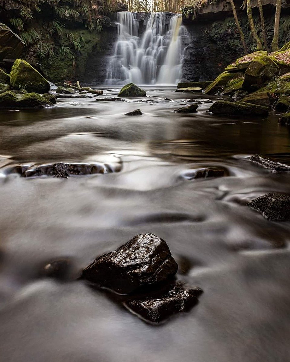 Chrisp_2019's tweet photo. The water flow was just at the right level to capture some fantastic long exposure images down at my local waterfall. Take a look at what I got  upto https://t.co/yUN0iRz4rZ

@CanonUKandIE @Benro_UK @Haidafilter 

#landscapephotography #photography #waterfalls https://t.co/HP3SmLCaiH