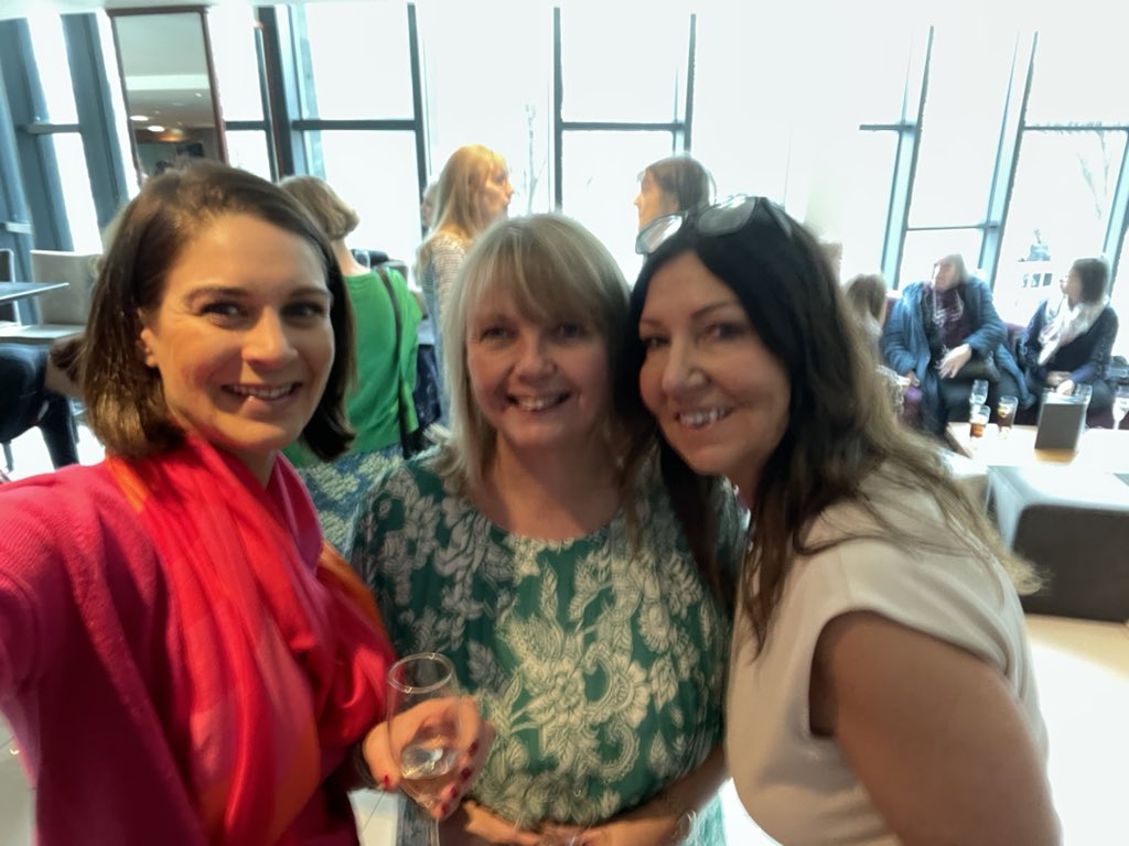 So lovely to meet Lisa from <a href="/hasag/">قطرات المطر</a> <a href="/HJrespiratory/">HJ Respiratory</a> <a href="/LynnLynnyeates/">Lynn Yeates</a> #InternationalWomenDay #Mesotheliomasupport
