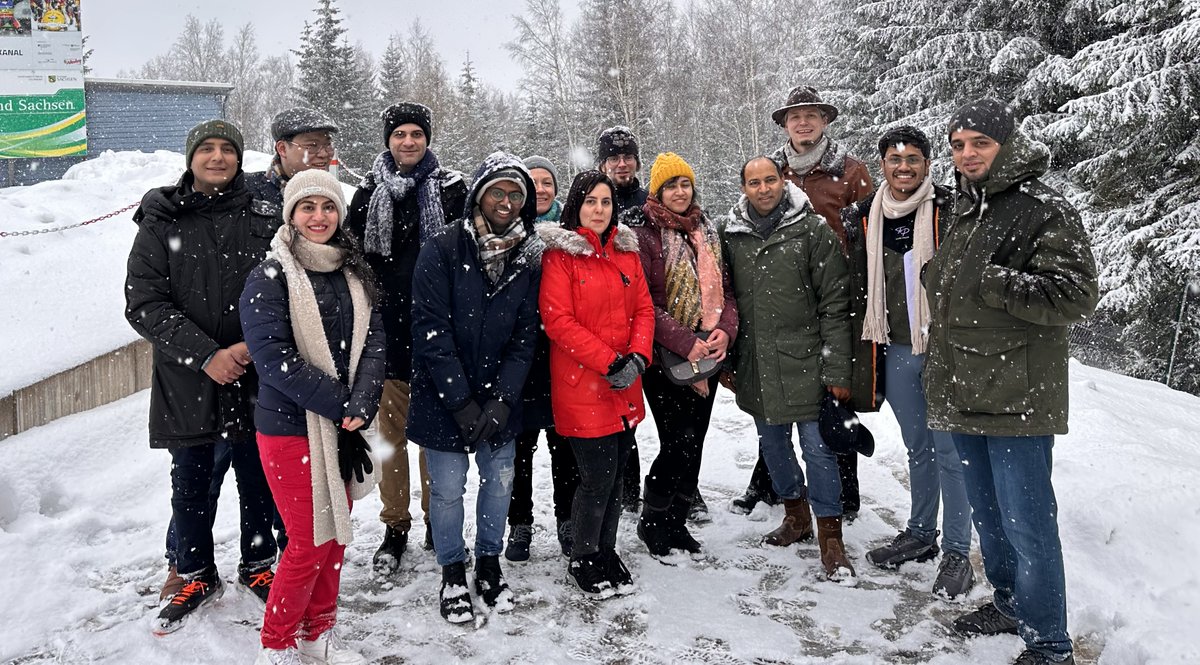 AkashKumar_PD's tweet image. Some highlights from our group symposium (+ mini-retreat) over the last two days!