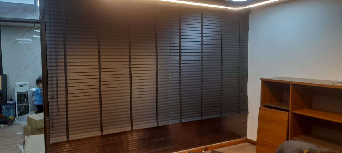 ZAHRADECOR's tweet photo. ستائر خشبيه 
من مصنع الزهراء للستائر والأبواب

#ستائر #ستائر_خشبيه #ستاير #ستاير_خشبية #السعوديه #البحرين #الرياض #جده #مكه_المكرمه #المدينه_المنوره #المنامه #الديكور #الديكور_الداخلي #ستائر_حديثه #ستائر_خشب #Curtains #Wooden_curtains https://t.co/KB40TLmD93