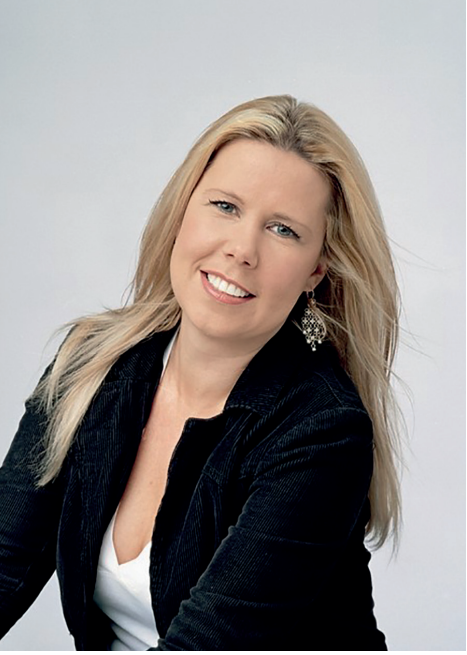 manageritalia's tweet photo. "Penso che agli uomini venga data una fiducia implicita, mentre le donne, per raggiungere una certa posizione professionale, siano prima chiamate a dimostrare il loro valore".  Marion Fischnaller, head of marketing at Pompadour
#donnemanager 
#8marzo 
#InternationalWomensDay https://t.co/zxPUbCQ0bW