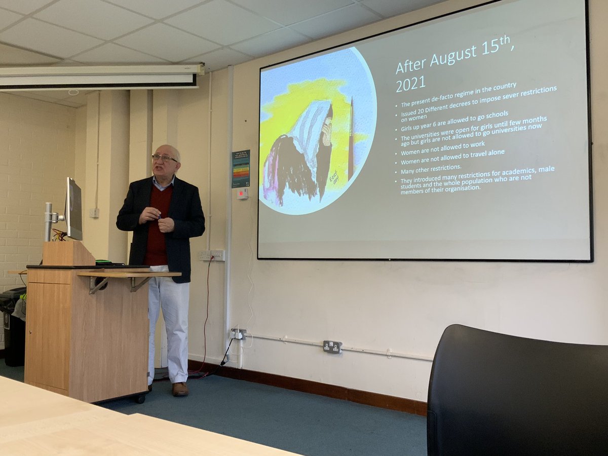 Centre for Digital Cultures and Innovation tweet media