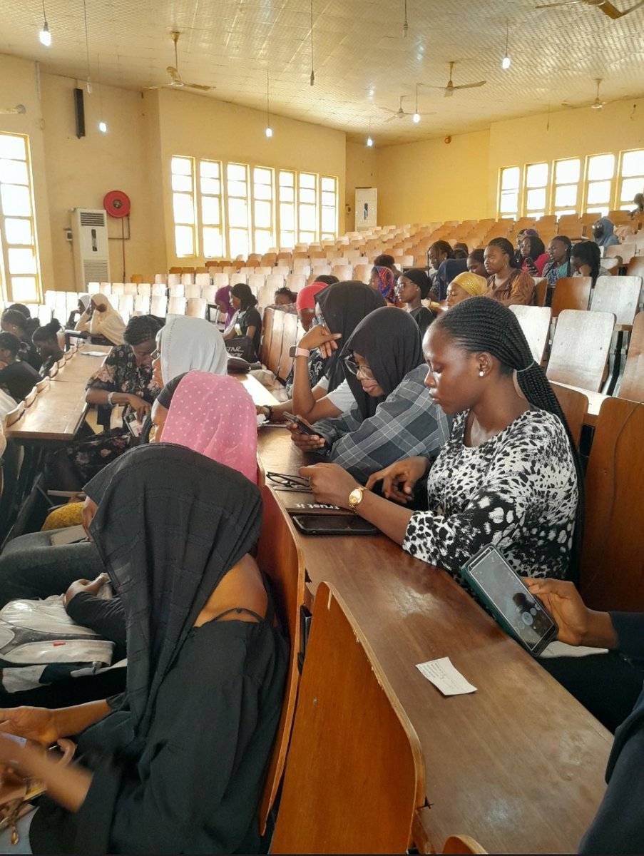 TheOlanikeBash's tweet photo. during the program too and all students that tweeted with #FEM101 got breast cancer screening slots as well. These slots are courtesy of @FomwanK and @quintahealth . Sanitary pads were given as souvenirs courtesy of @WXB_NFT to encourage good menstrual hygiene among the students. https://t.co/UnoUXZZlJU