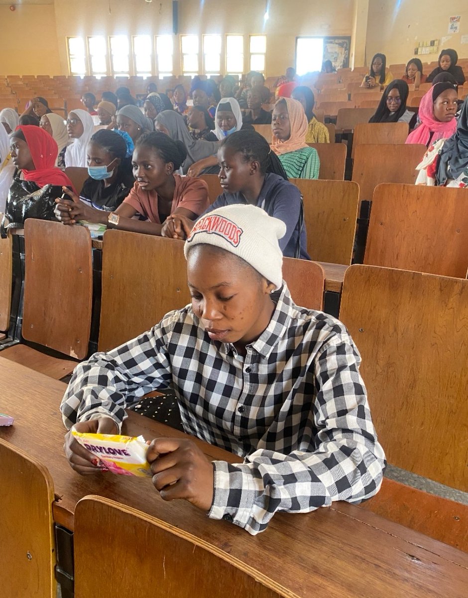 TheOlanikeBash's tweet photo. during the program too and all students that tweeted with #FEM101 got breast cancer screening slots as well. These slots are courtesy of @FomwanK and @quintahealth . Sanitary pads were given as souvenirs courtesy of @WXB_NFT to encourage good menstrual hygiene among the students. https://t.co/UnoUXZZlJU