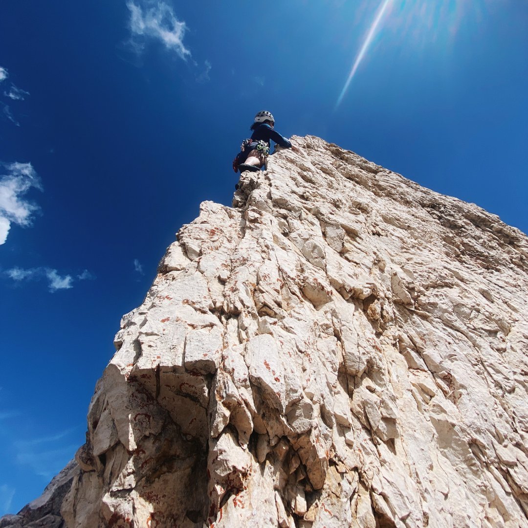 We're celebrating International Women's Day a little differently this year...

We asked the women of Gumpo to think of an achievement they're proud of - take a look! 💪

Celebrate your achievements today ladies! 🎉

#internationalwomensday #girlswhosupportgirls