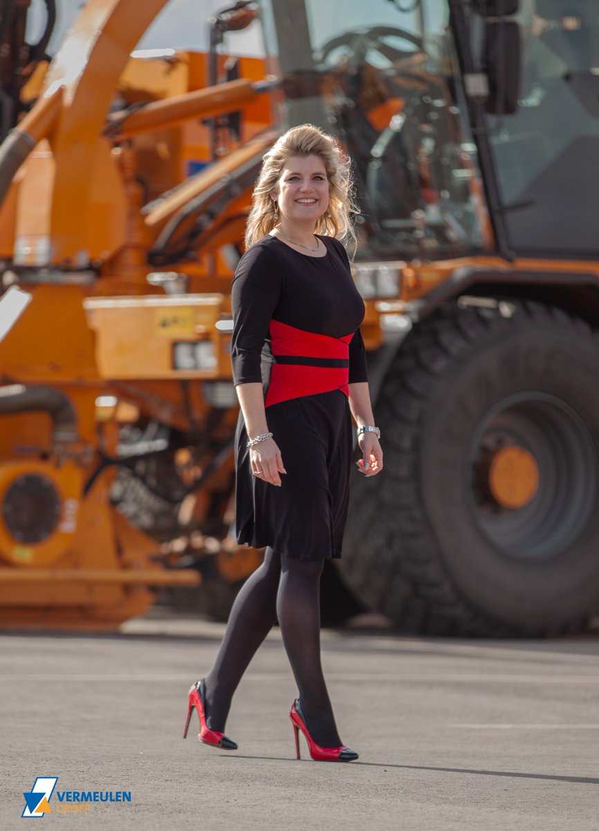 In het teken van 8 maart,  internationale vrouwendag en dag van de bouwvrouwen, zetten we graag onze eigen #bouwvrouw en ingenieur <a href="/BakelSophia/">Sophia van Bakel</a>  in het zonnetje.